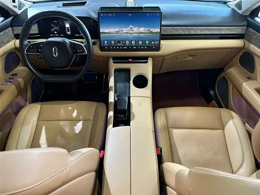 AITO M5 2022 EREV AWD Flagship Edition