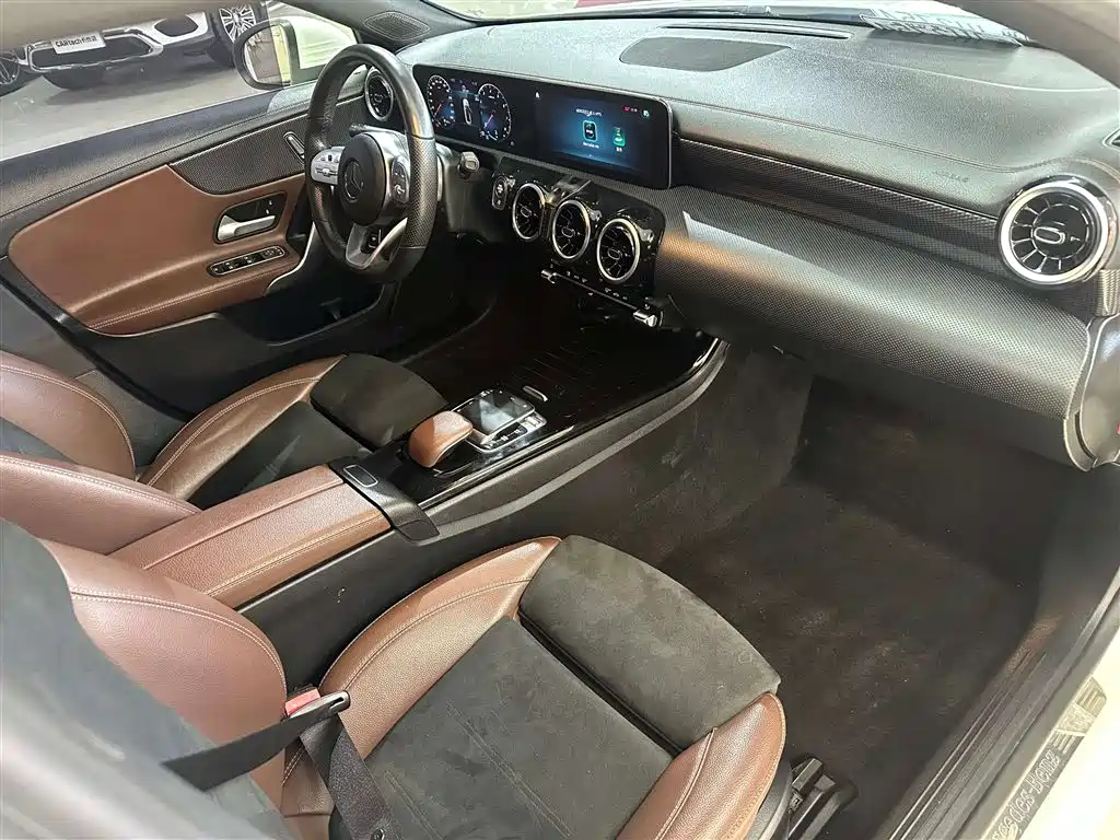 Mercedes-Benz A-Class 2019 A 200 L Sport Sedan
