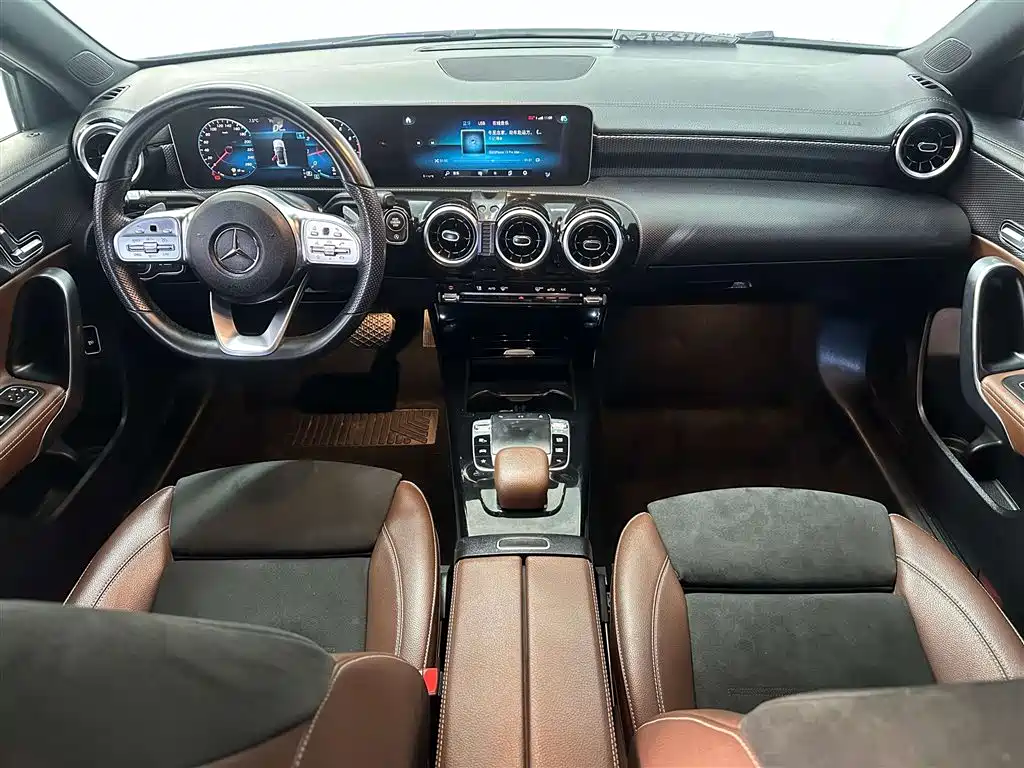 Mercedes-Benz A-Class 2019 A 200 L Sport Sedan