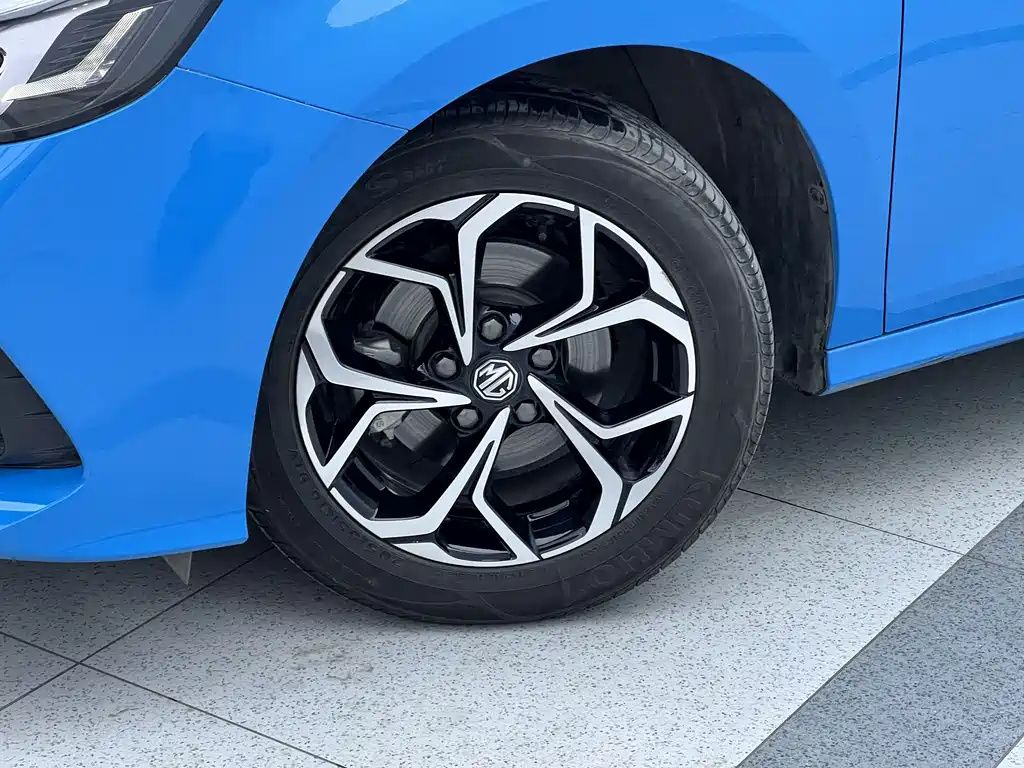 MG5 2022 180DVVT CVT Youth Luxury Edition