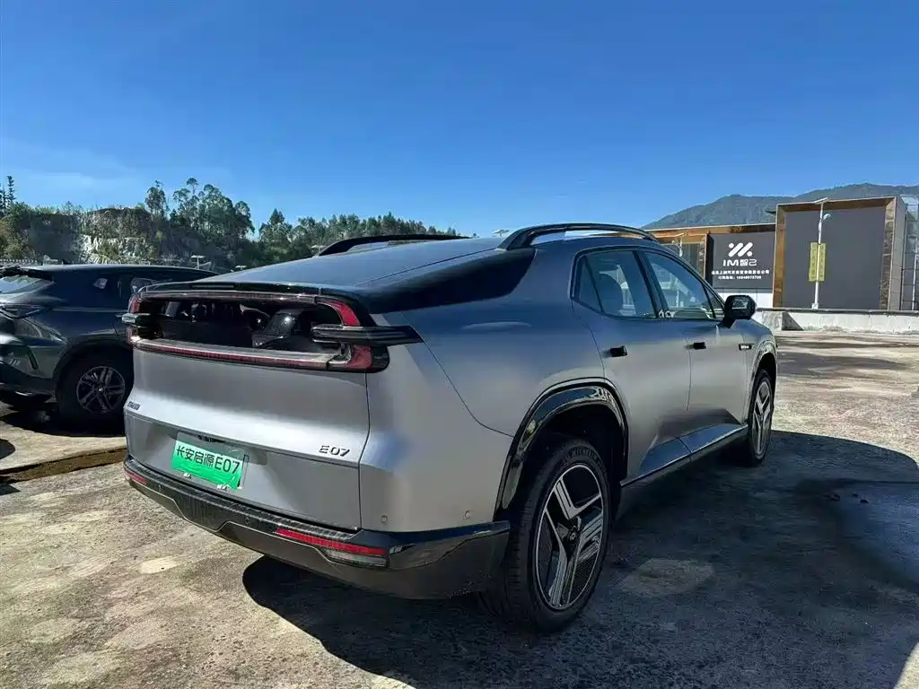 Deepal E07 2025 BEV AWD 90kWh Pro