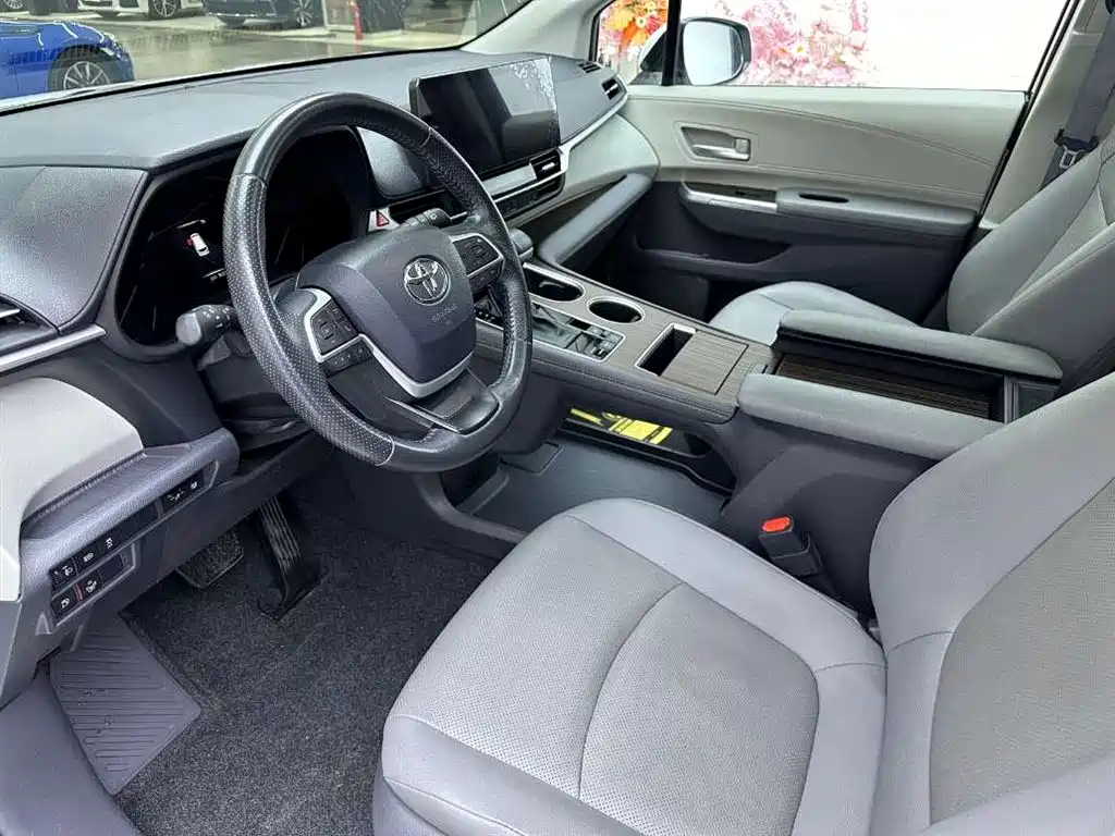 Sienna 2021 2.5L Hybrid Luxury Edition