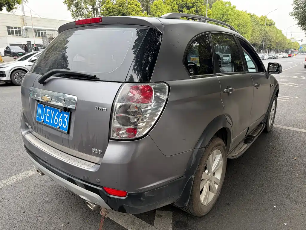 Chevrolet Captiva 2014 2.4L AWD Flagship Edition 7-Seater
