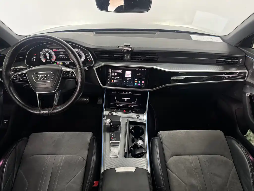 Audi A6L 2023 45 TFSI quattro S line