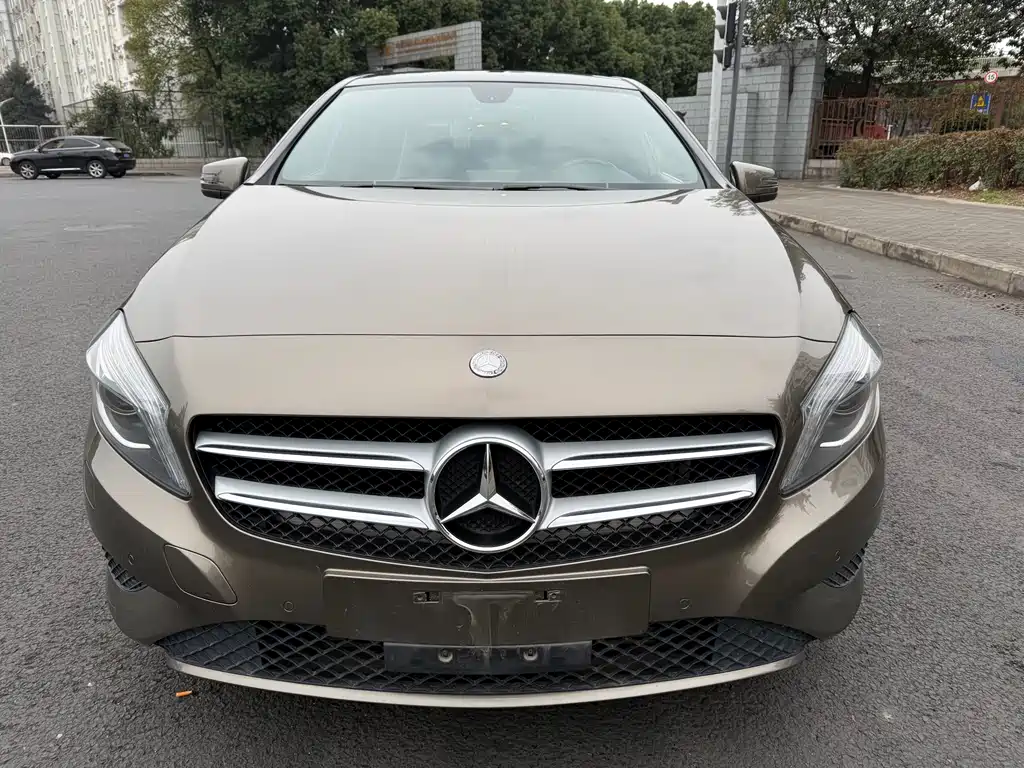 Mercedes-Benz A-Class 2013 A 200 Urban