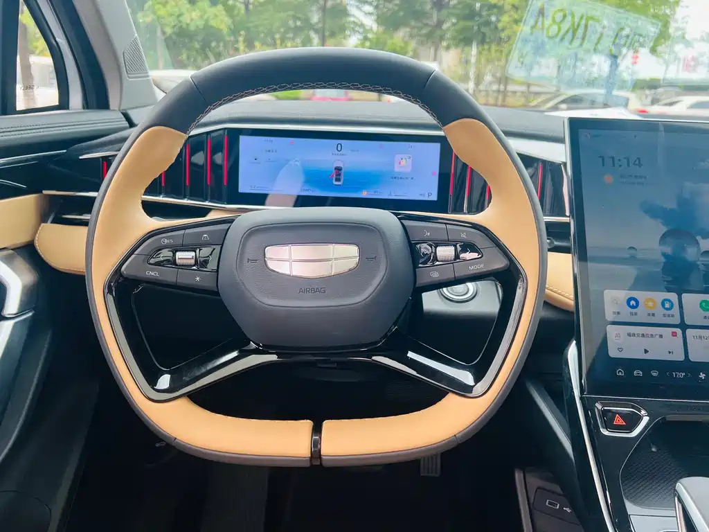 Geely Boyue L 2023 1.5TD DCT Prestige