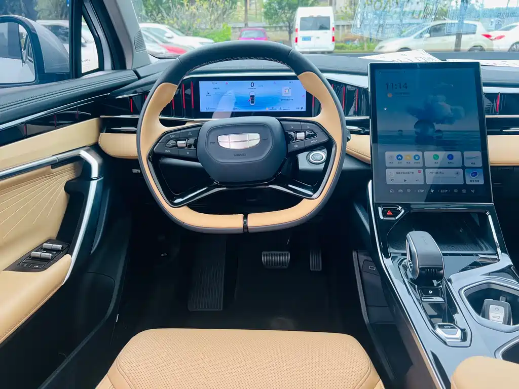Geely Boyue L 2023 1.5TD DCT Prestige