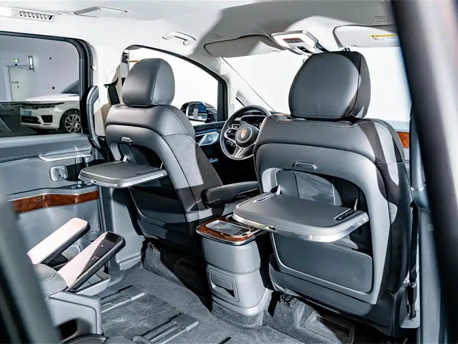 Hongqi HQ9 2024 2.0T Luxury