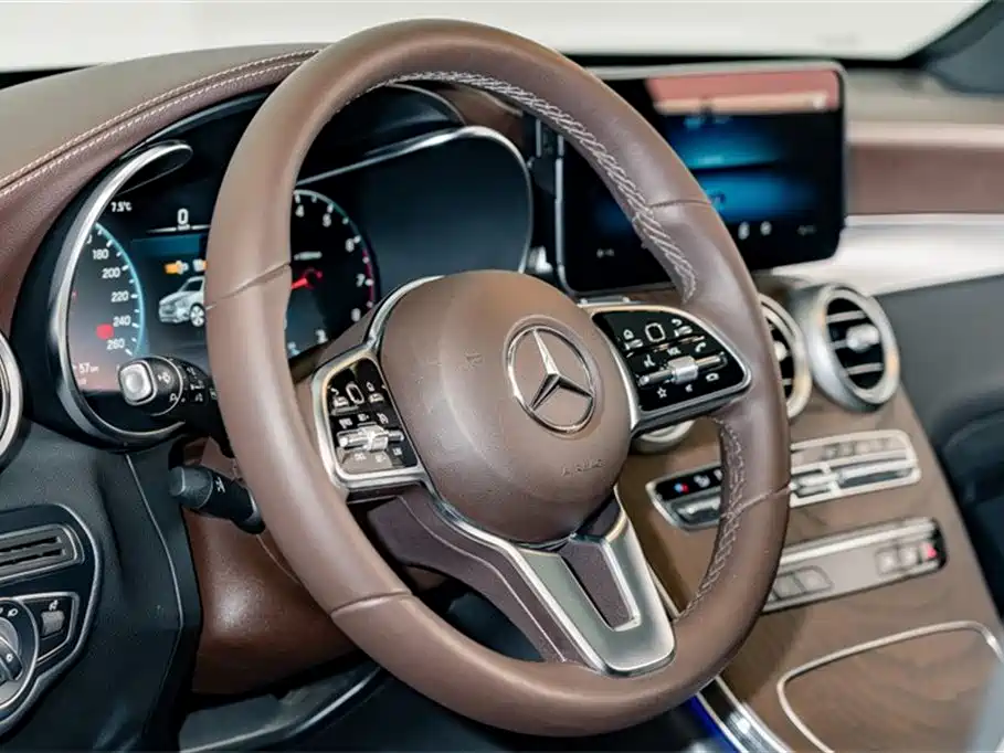 Mercedes-Benz GLC 300 L 4MATIC Dynamic Edition
