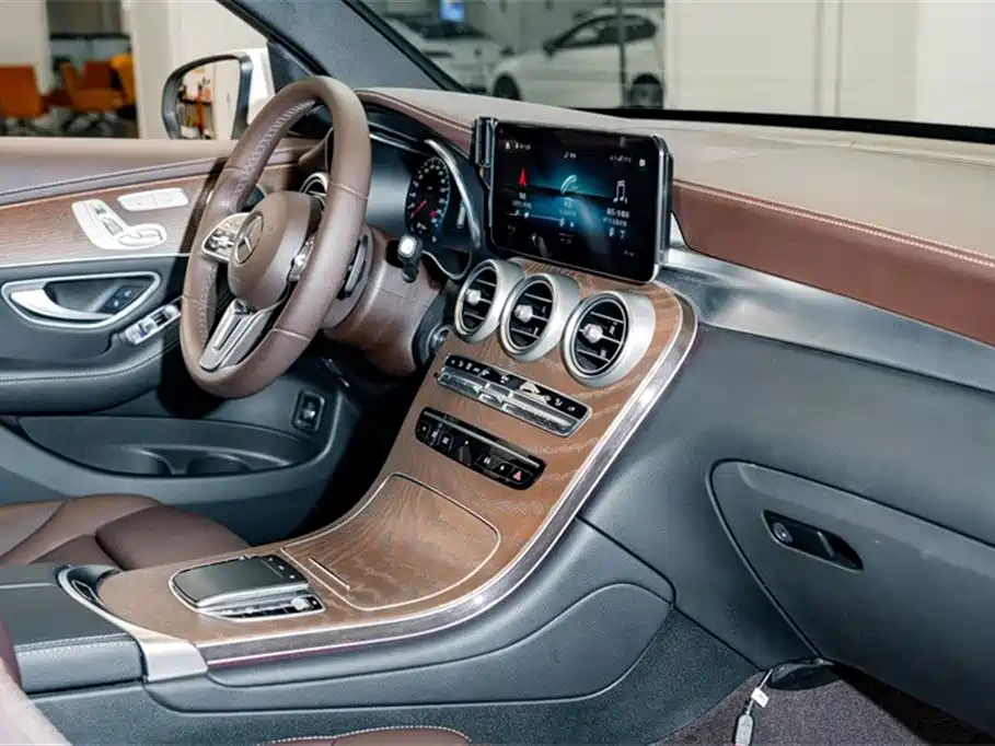 Mercedes-Benz GLC 300 L 4MATIC Dynamic Edition