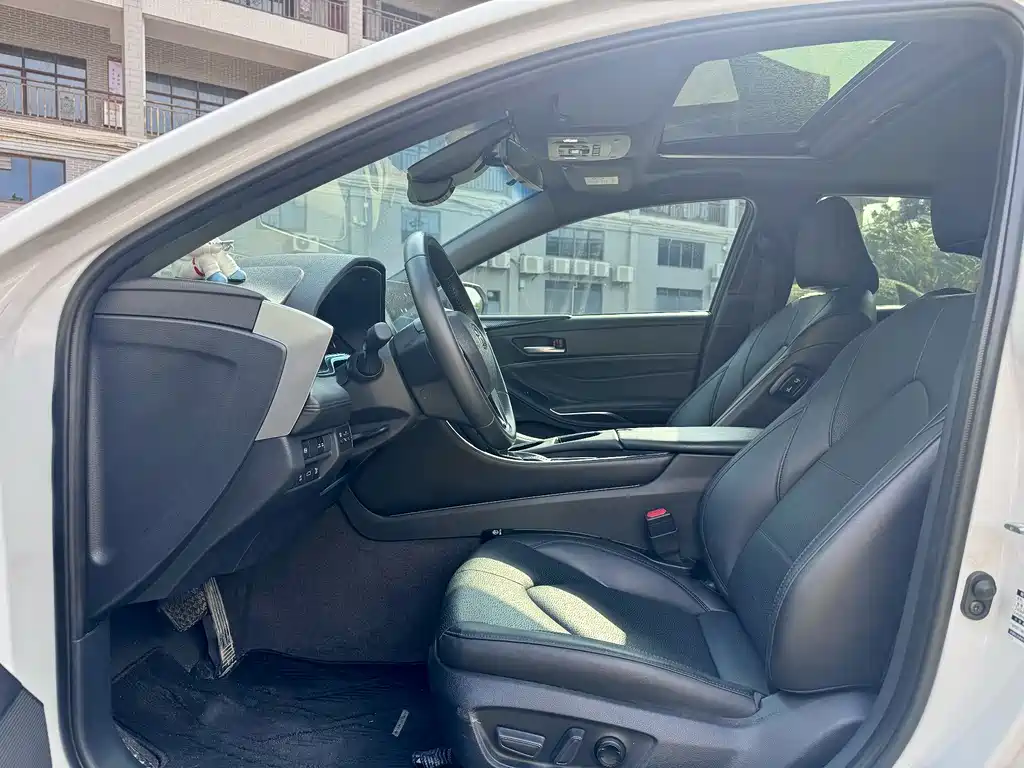 Avalon 2023 Hybrid 2.5L Luxury Edition