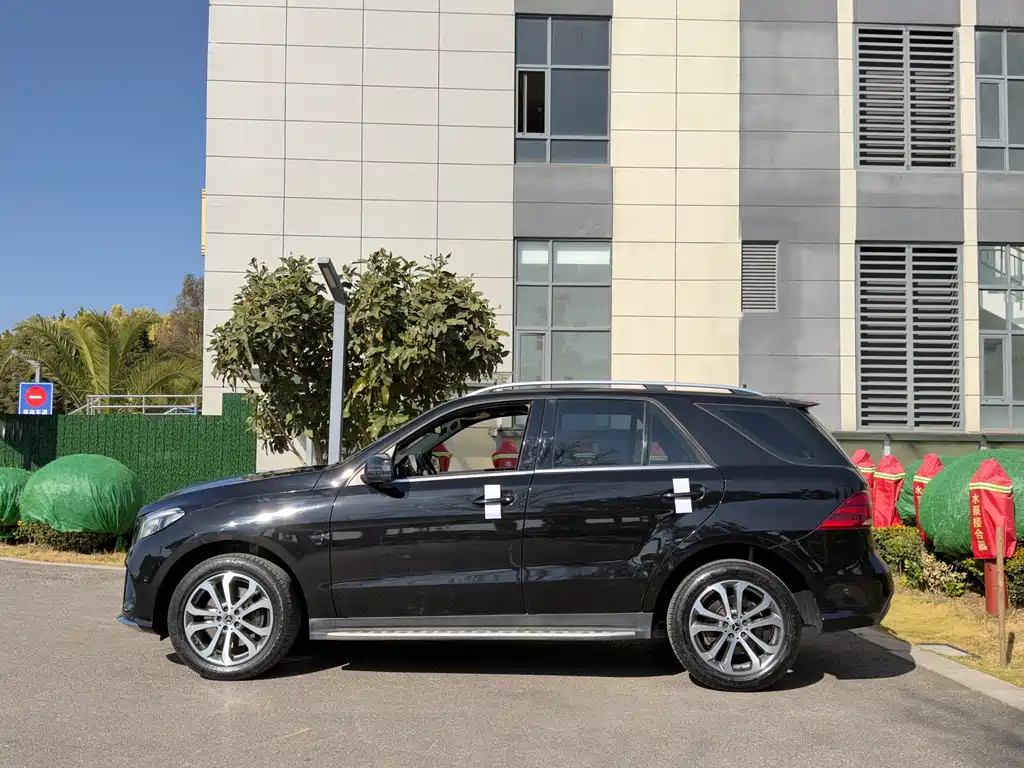 Mercedes-Benz GLE 320 4MATIC Dynamic 2017