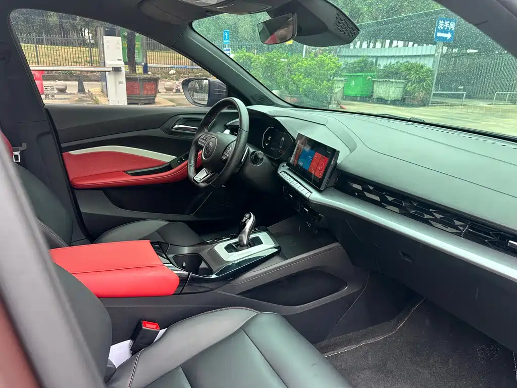 MG5 2021 Facelift 300TGI DCT Qing She Flagship Edition