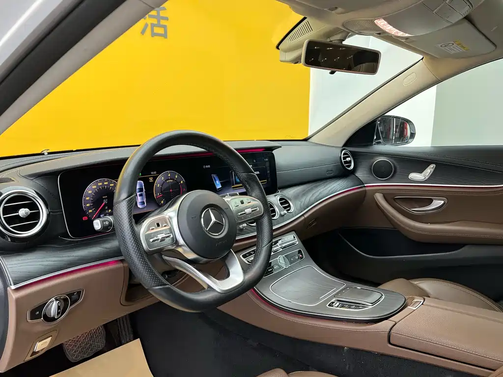 Mercedes-Benz E-Class 2019 E 260 L Sport
