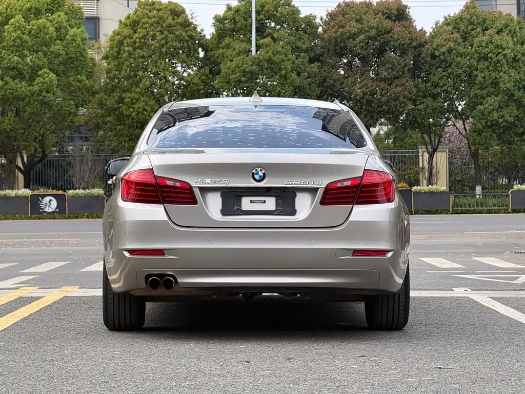 BMW 5 Series 2013 520Li Classic Edition