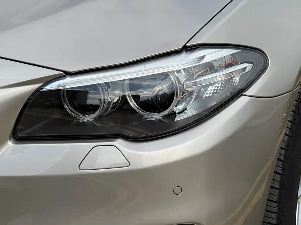BMW 5 Series 2013 520Li Classic Edition