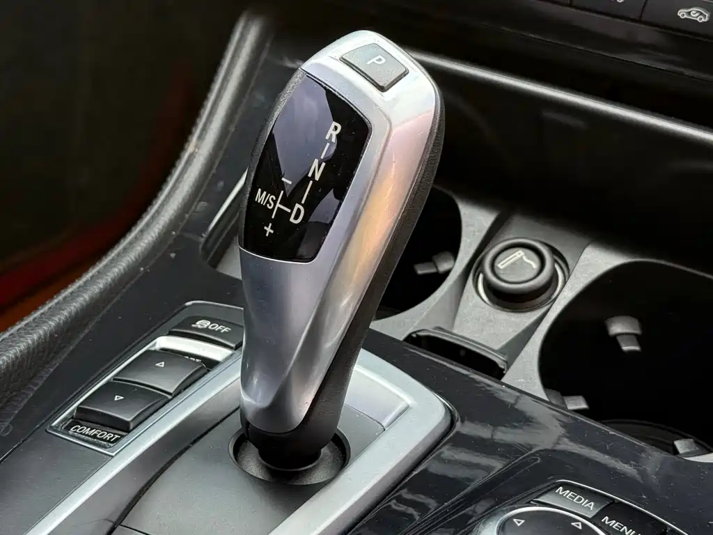 BMW 5 Series 2013 520Li Classic Edition