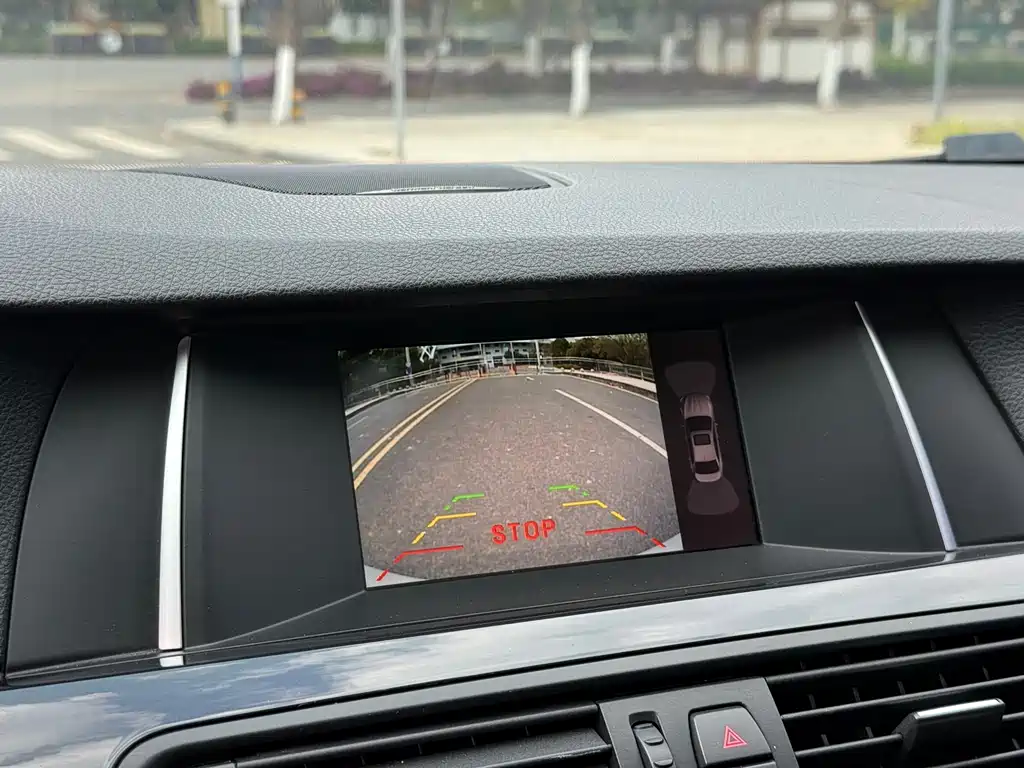 BMW 5 Series 2013 520Li Classic Edition