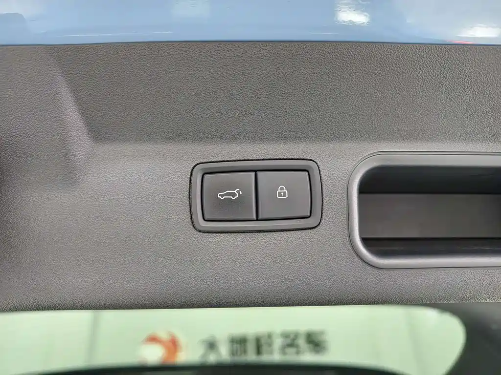 Li ONE 2021 Extended Range 6-Seater Edition