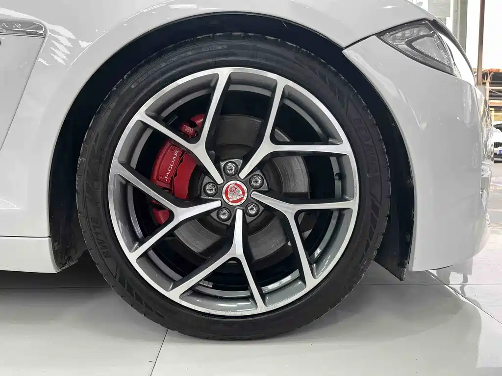 Jaguar XF 2015 XF 3.0 SC R-Sport