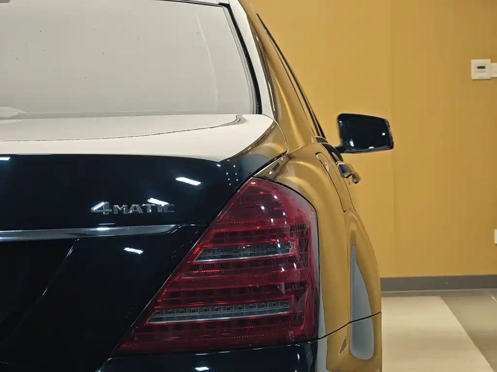 Mercedes-Benz S-Class 2010 S 300 L Luxury