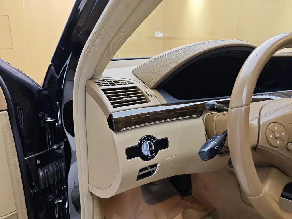 Mercedes-Benz S-Class 2010 S 300 L Luxury