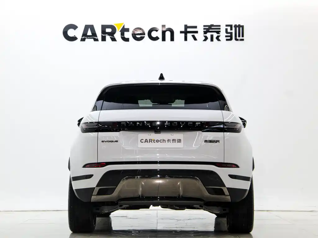 Range Rover Evoque L 2024 SE
