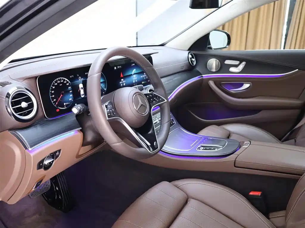 Mercedes-Benz E-Class 2022 E 300 L Luxury