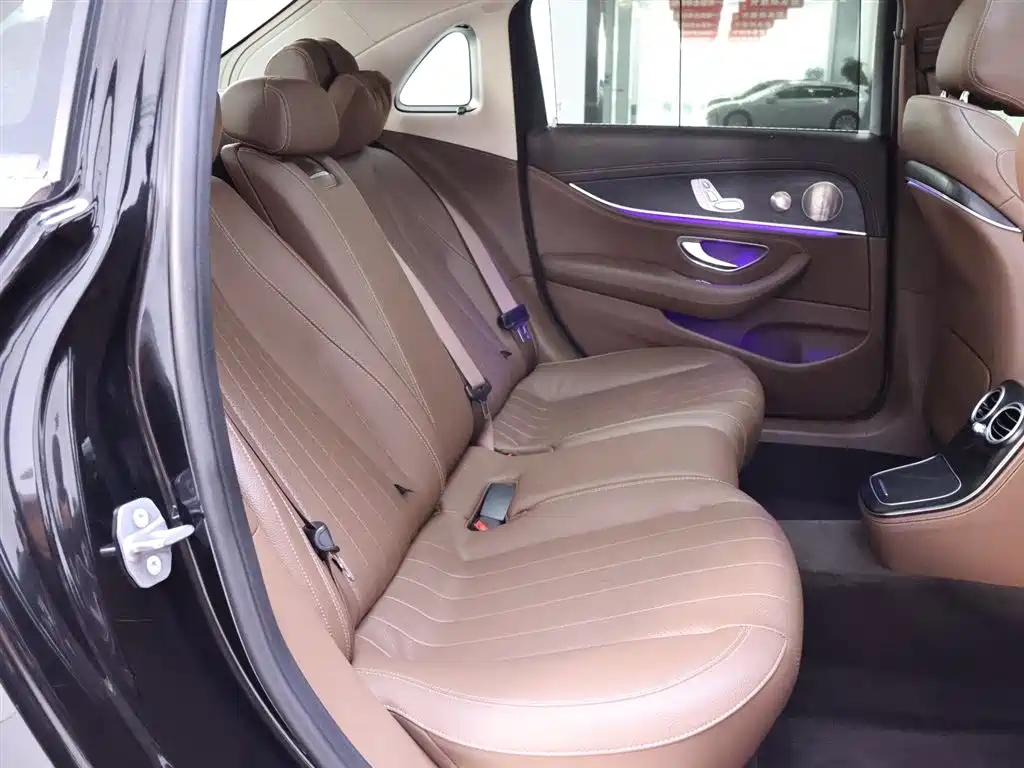 Mercedes-Benz E-Class 2022 E 300 L Luxury
