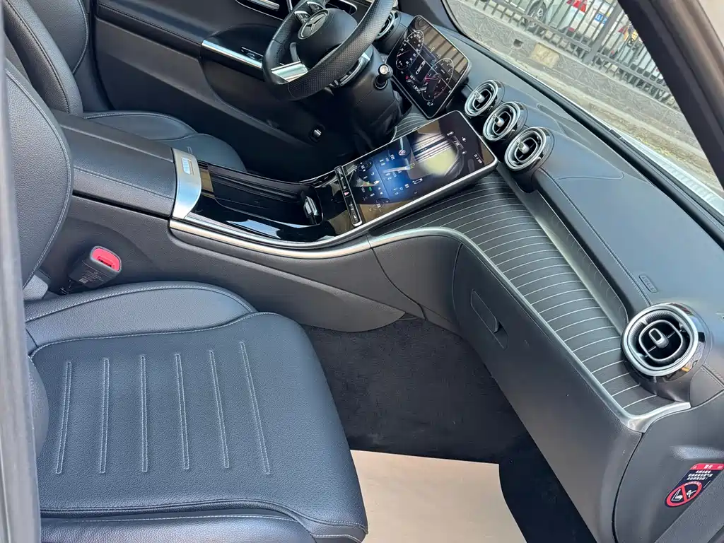 Mercedes-Benz C-Class 2023 C 260 L Sport Edition