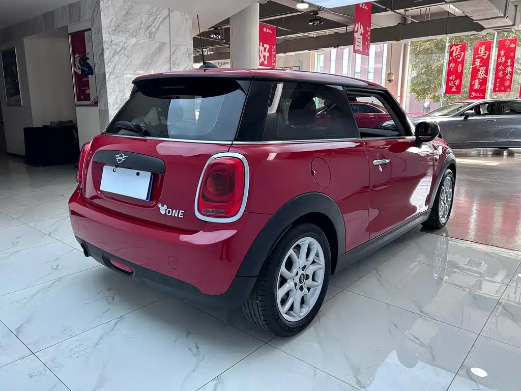 MINI 2021 1.5T ONE