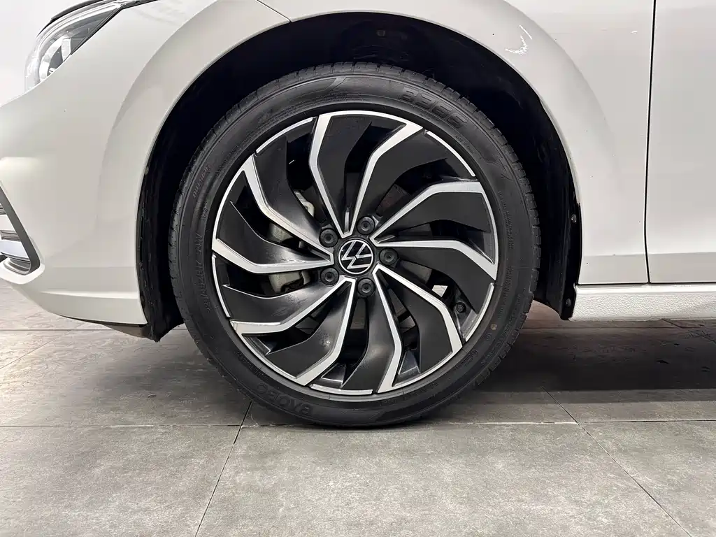 Volkswagen Golf 2021 280TSI DSG Pro