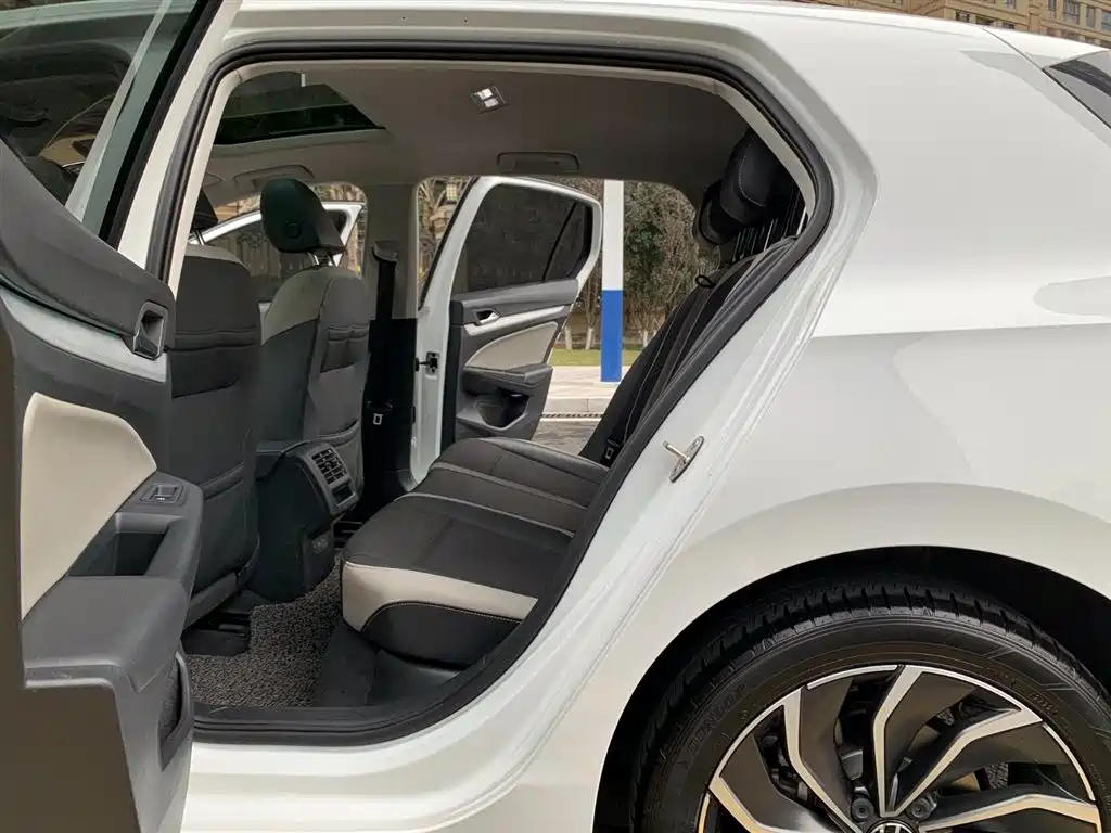 Golf 2023 280TSI DSG Pro