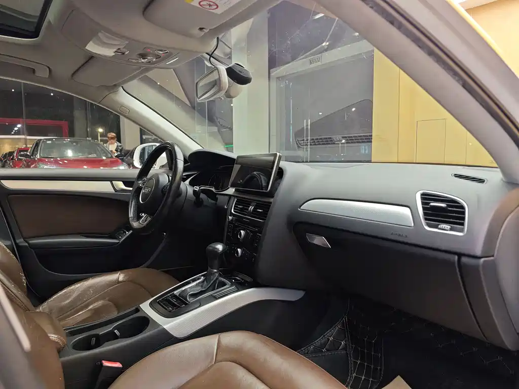 Audi A4L 2013 35 TFSI Automatic Standard