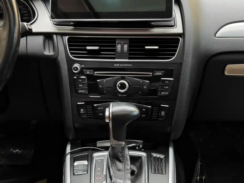Audi A4L 2013 35 TFSI Automatic Standard