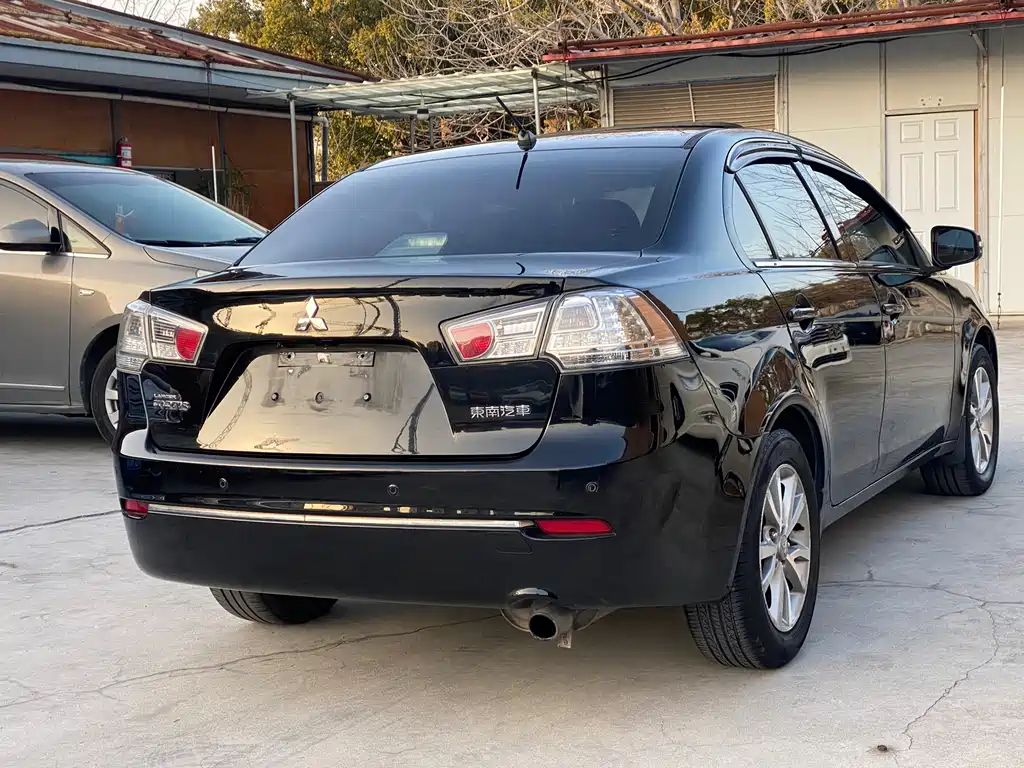 Mitsubishi Lancer EX 2013 1.8L Automatic Luxury Edition China IV