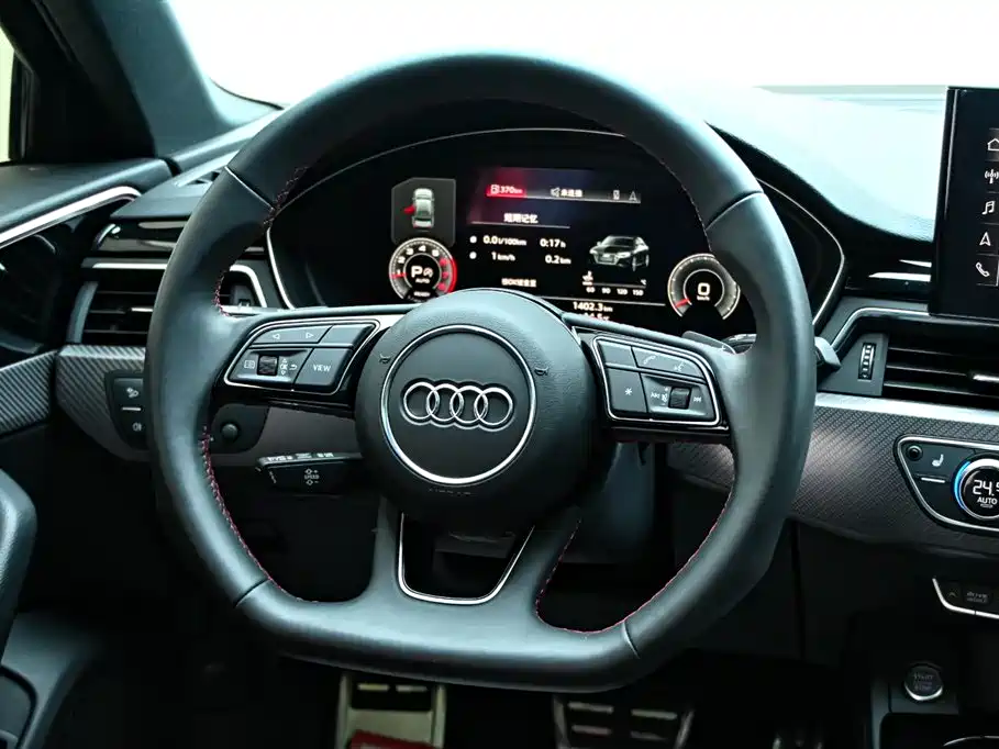 Audi A4L 2022 40 TFSI quattro RS Sport Edition