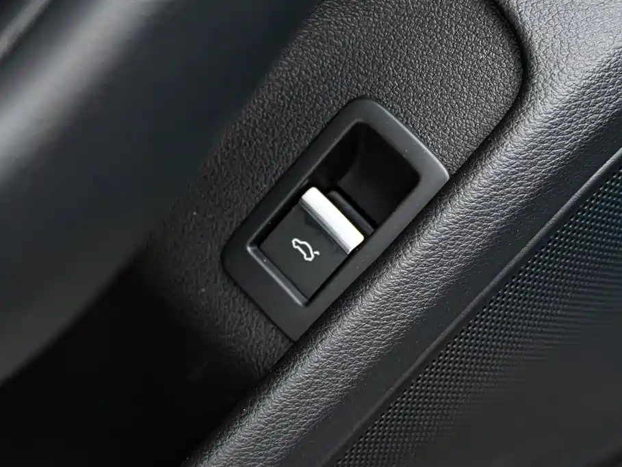 Audi A4L 2022 40 TFSI quattro RS Sport Edition