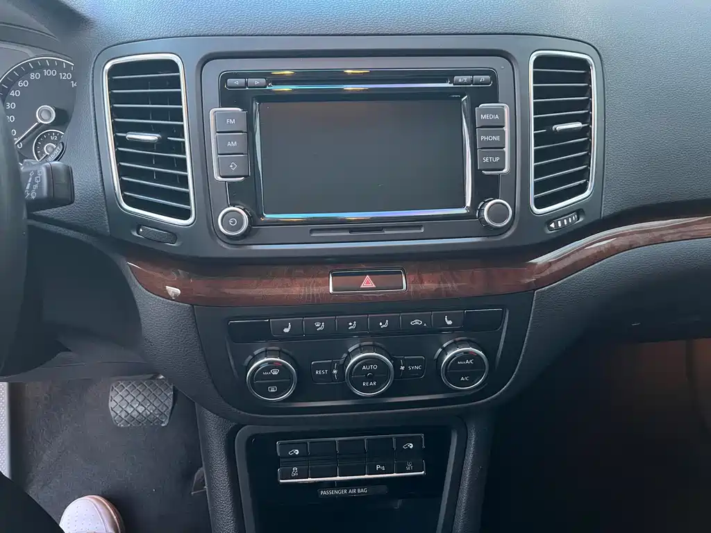 Volkswagen Sharan 2013 1.8TSI Comfort Euro IV