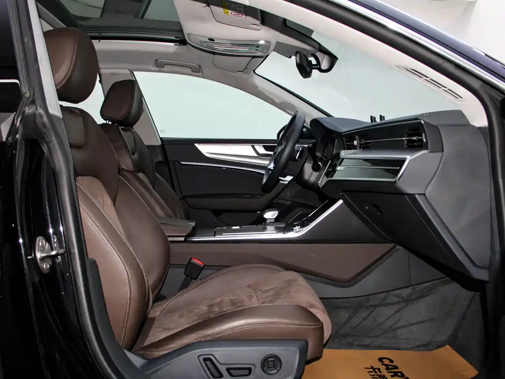 Audi A7L 2024 45 TFSI S-line Dream Edition Crystal Package