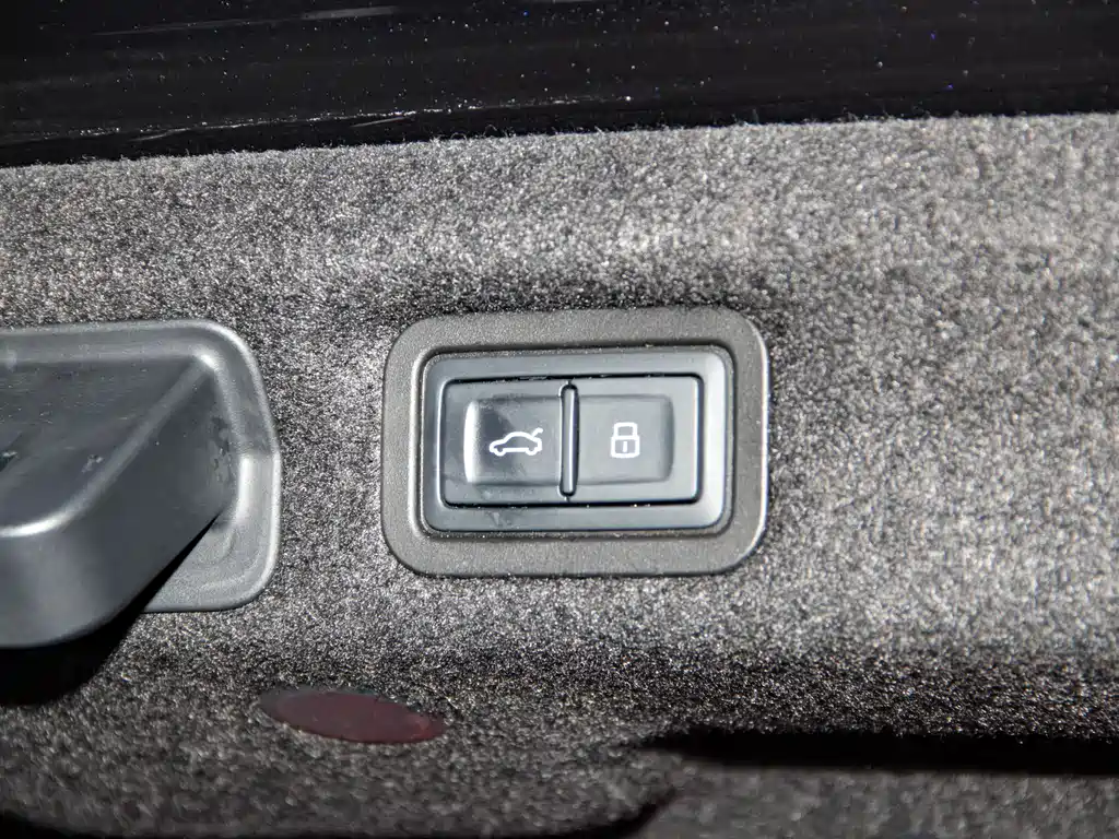 Audi A7L 2024 45 TFSI S-line Dream Edition Crystal Package