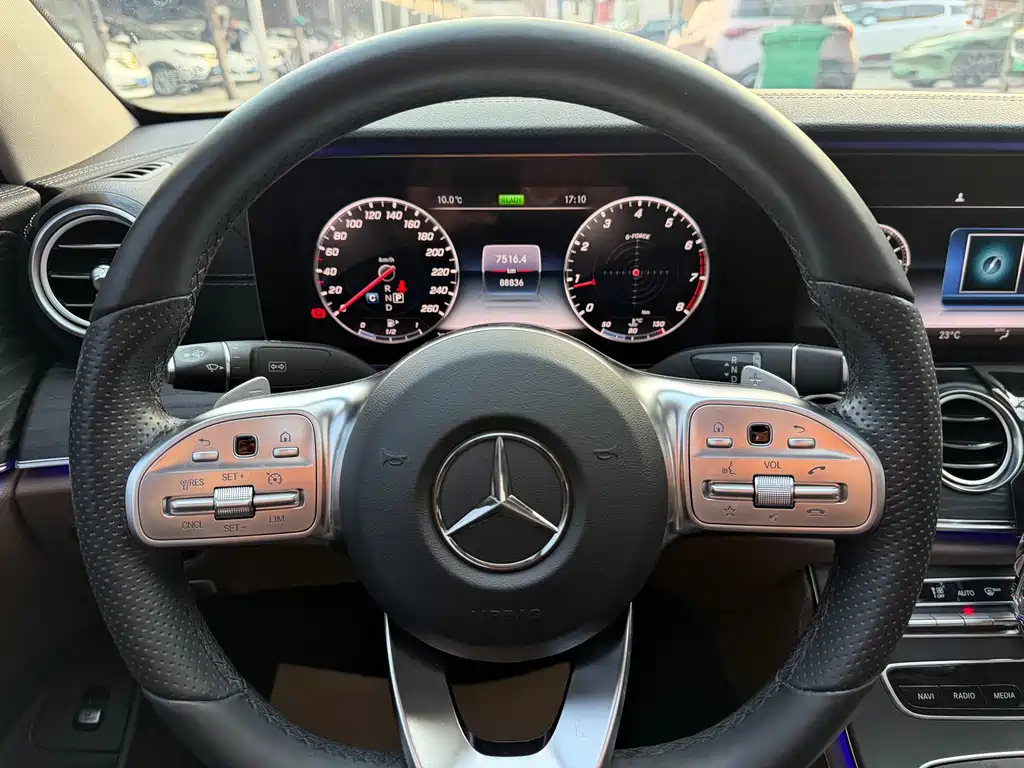Mercedes-Benz E-Class 2019 E 260 L