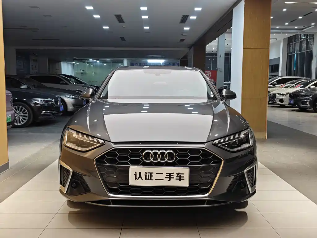 Audi A4L 2023 40 TFSI Fashion Dynamic