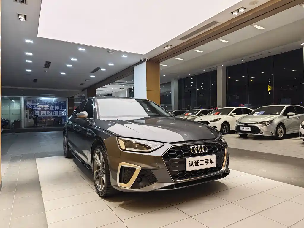 Audi A4L 2023 40 TFSI Fashion Dynamic