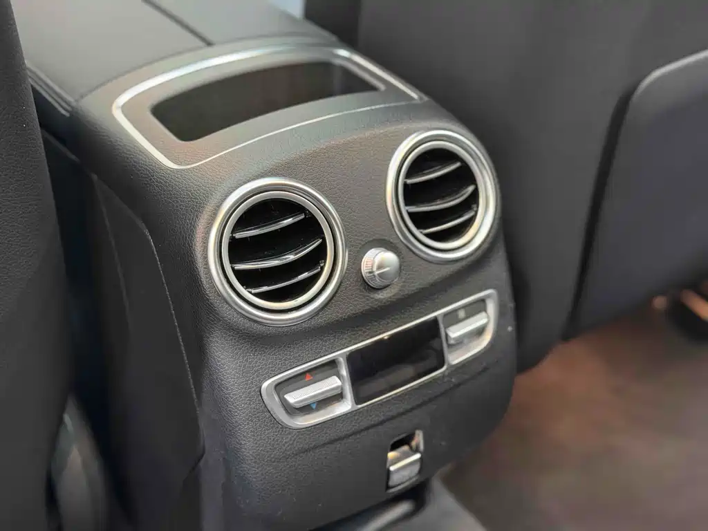 Mercedes-Benz GLC 2020 GLC 300 L 4MATIC Luxury