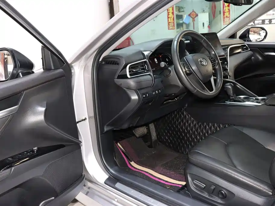 Camry 2021 2.5G Luxury Edition
