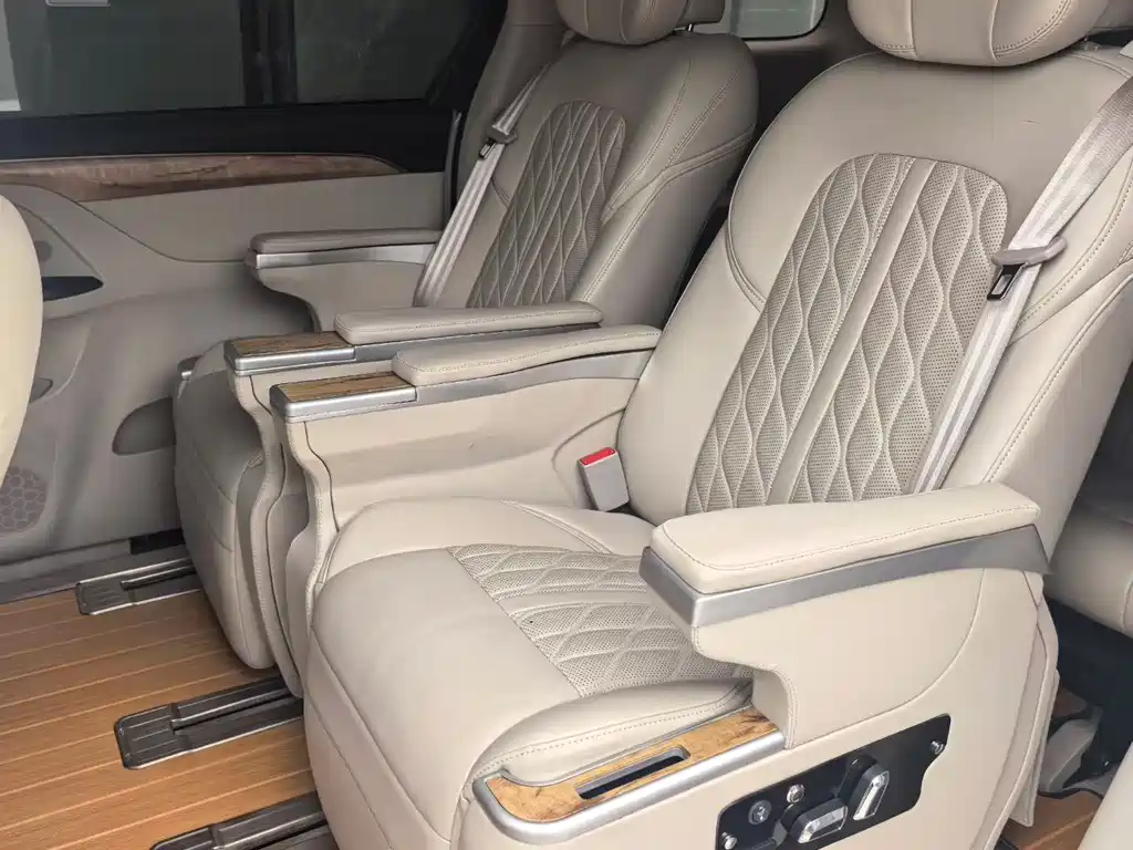 Buick GL8 2018 ES 28T Comfort China VI