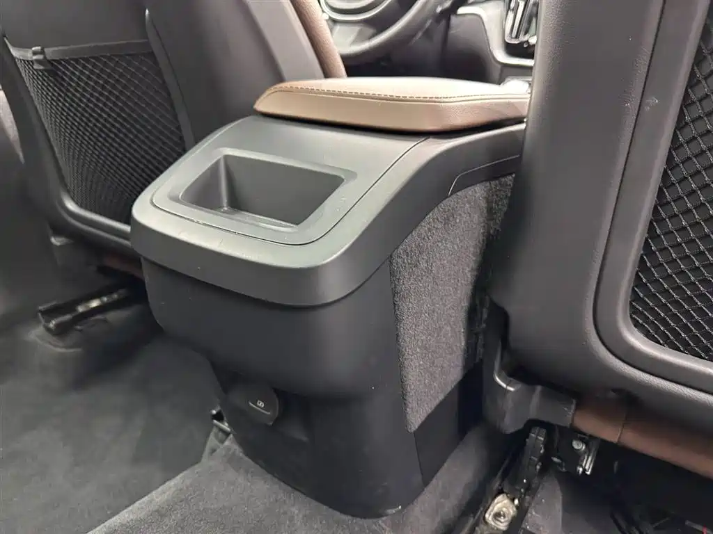 Volvo XC60 2024 B5 AWD Momentum