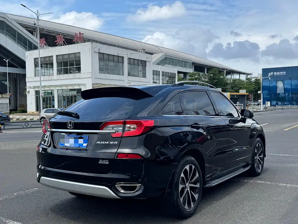 Honda Avancier 2017 240TURBO FWD Elite Edition