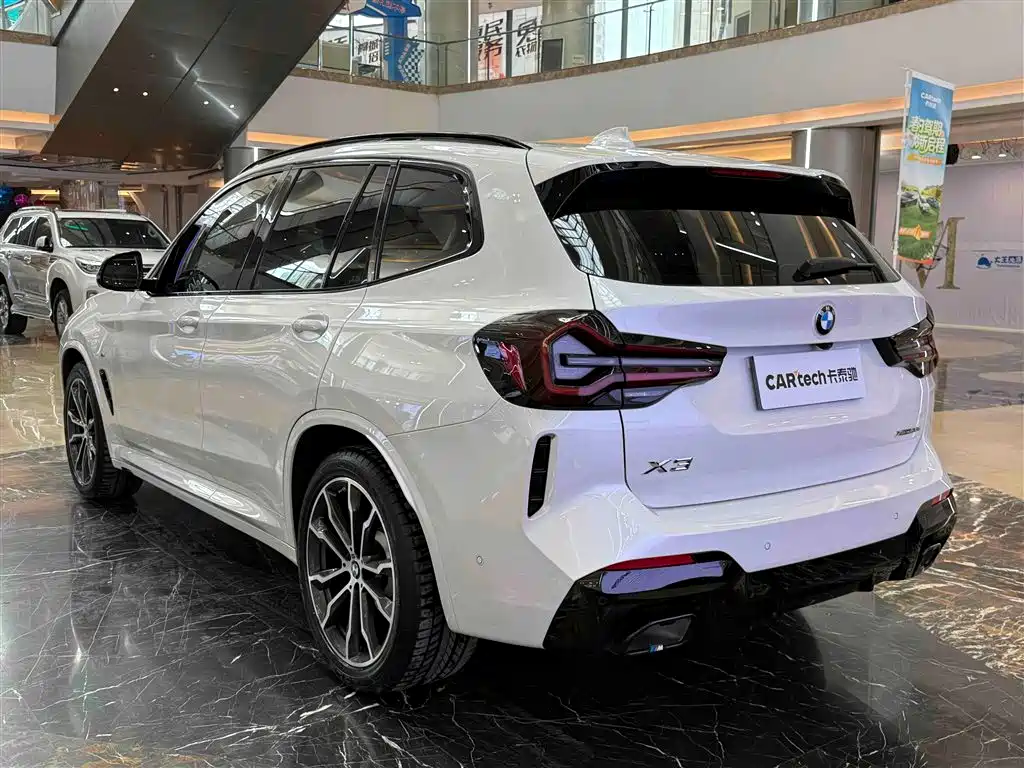 BMW X3 2023 xDrive30i Leading Edition M Night Shadow Package